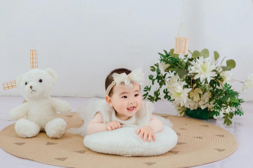 大庆宝宝多大攒肚